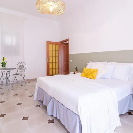 Ohana Apartment